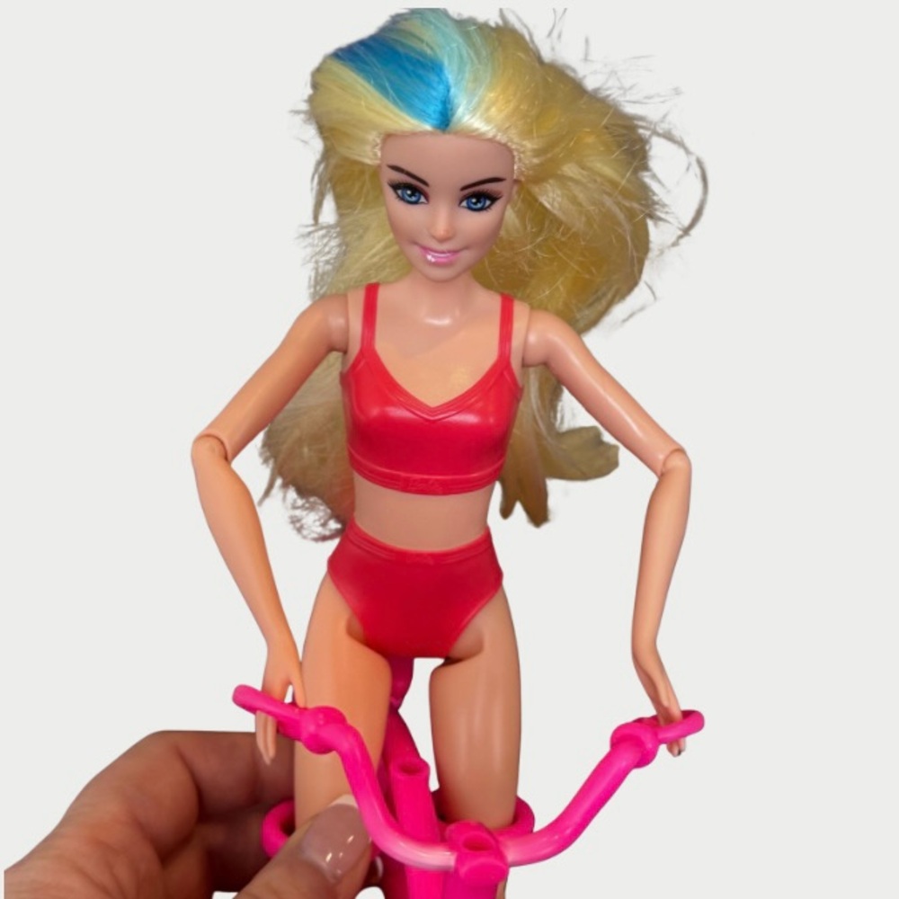 Barbie Lot - Picture 5 of 6